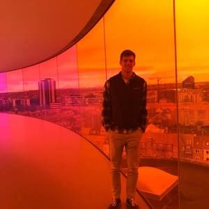 Meet your Posher, Chase